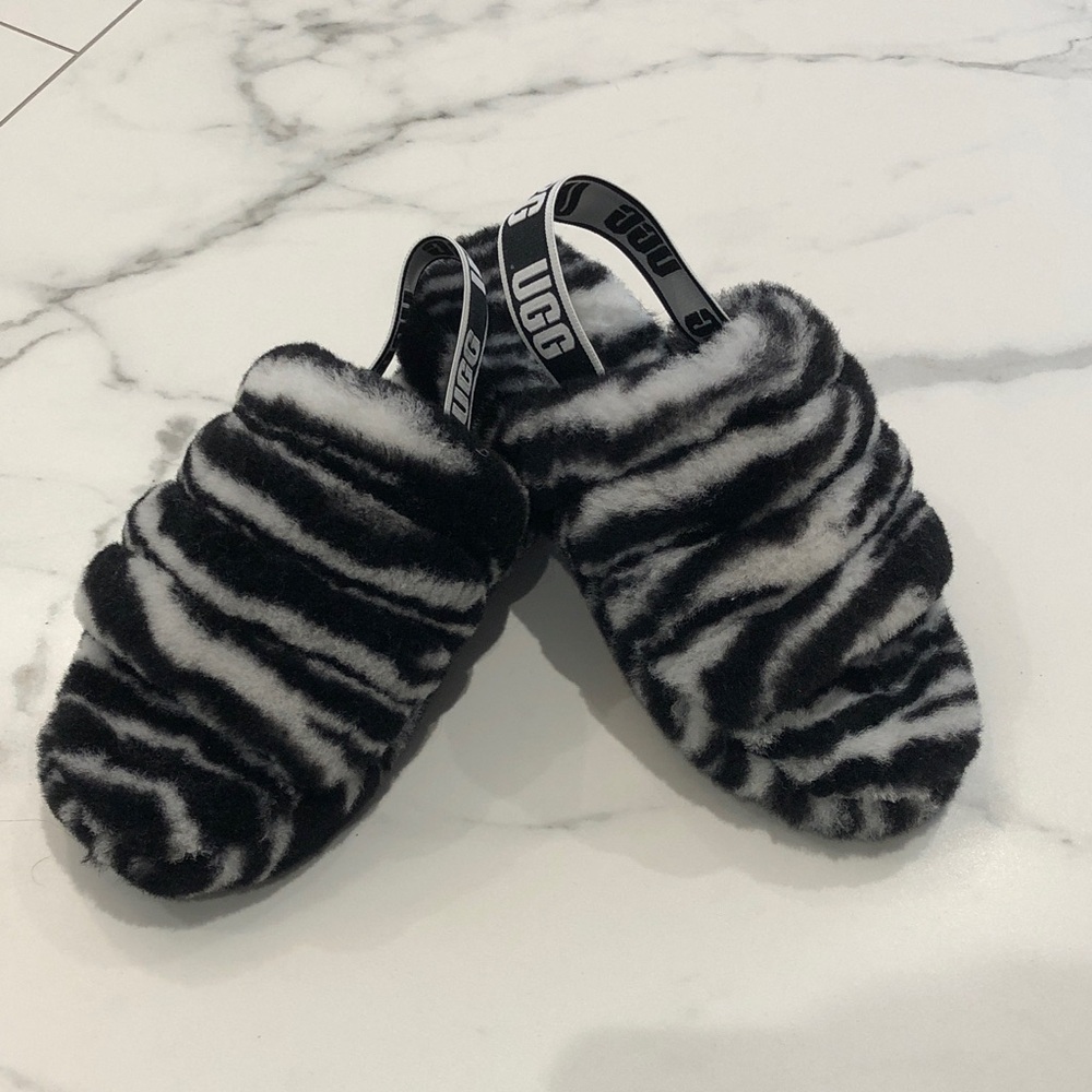 UGG Zebra Pattern Fuzzy Slippers